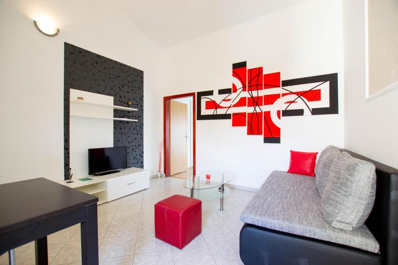 Cozy apartment with breakfast on request 1 Pula Extérieur photo