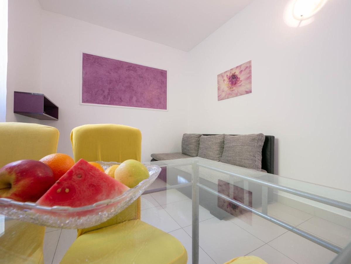 Cozy apartment with breakfast on request 1 Pula Extérieur photo