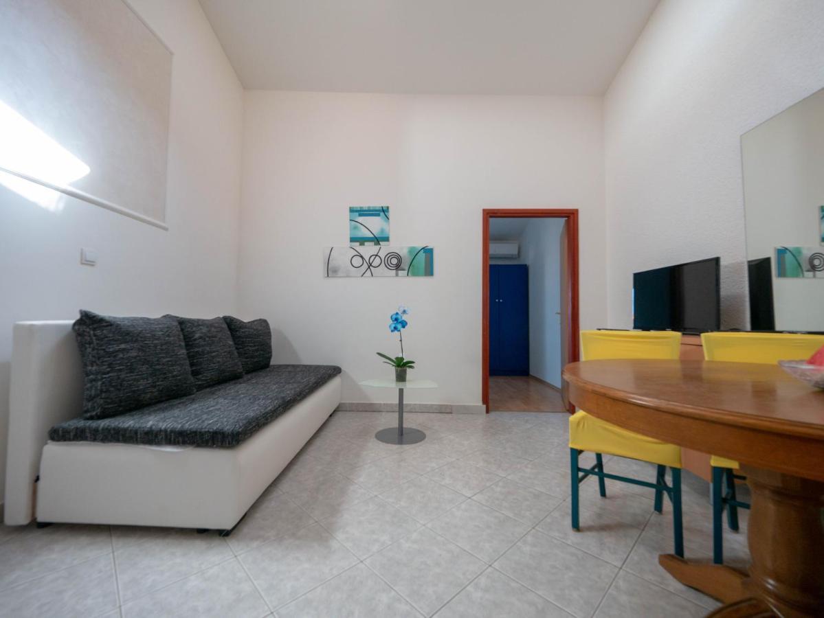 Cozy apartment with breakfast on request 1 Pula Extérieur photo