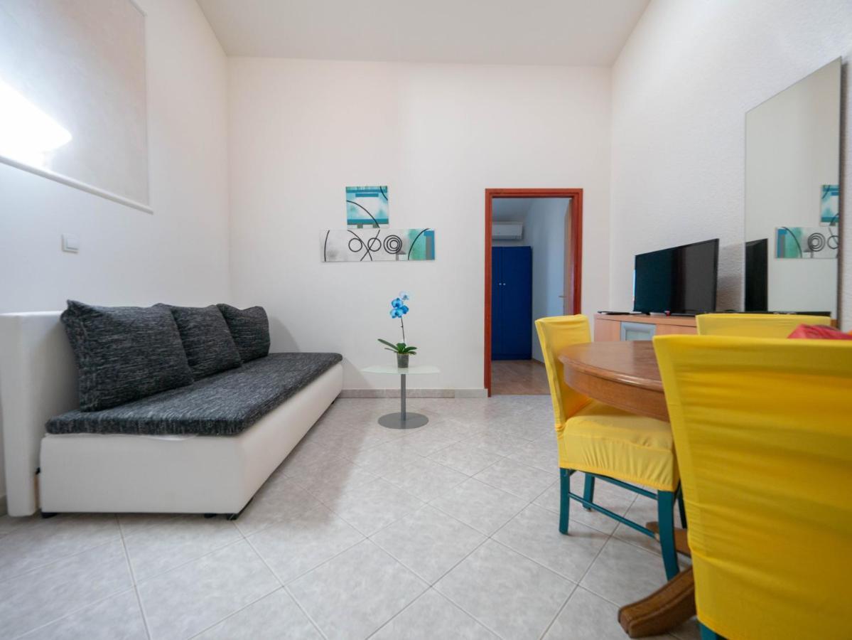 Cozy apartment with breakfast on request 1 Pula Extérieur photo
