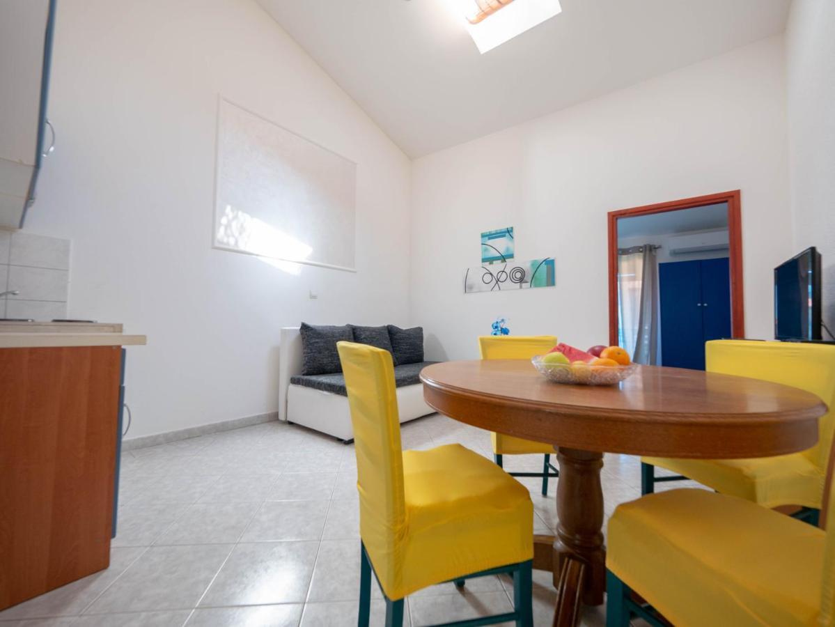 Cozy apartment with breakfast on request 1 Pula Extérieur photo